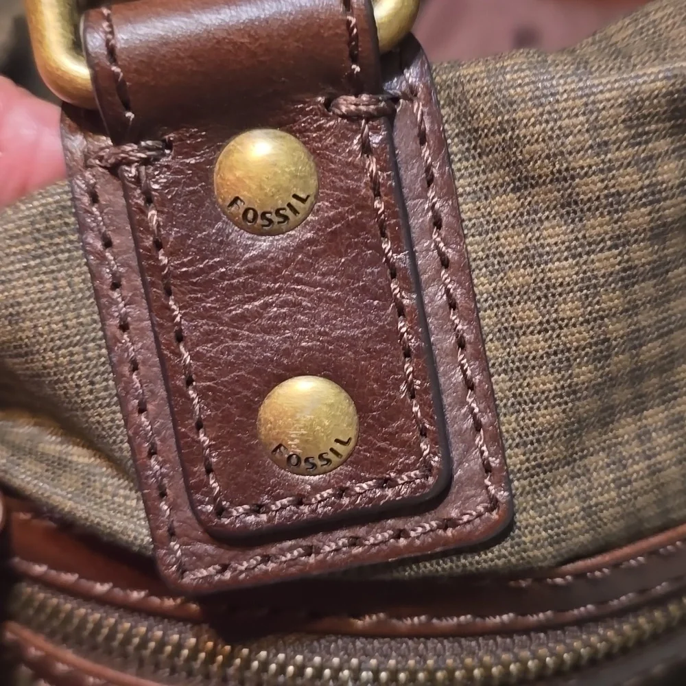 Stylish Fossil Men's Bag